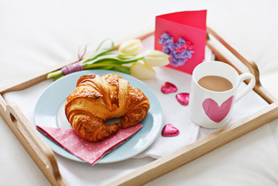 10 Small But Significant Romantic Gestures