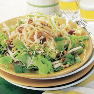Hot cabbage and grape coleslaw | Reader's Digest Australia