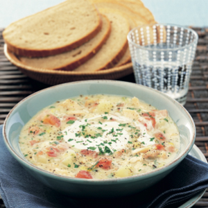 Salmon and tomato chowder | Reader's Digest Australia