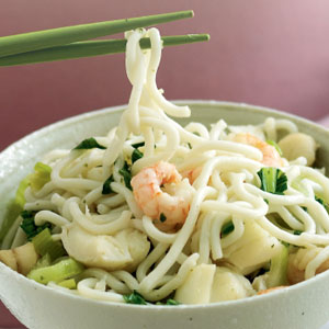 Seafood noodle bowl | Reader's Digest Australia