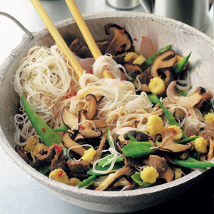 Stir-fried beef with noodles | Reader's Digest Australia