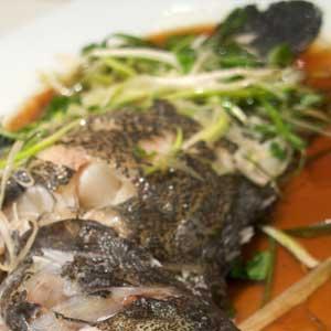 Steamed Fish with Soy and Garlic | Reader's Digest Australia