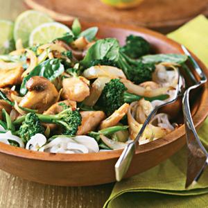 Stir-fried Chicken with Coconut Milk