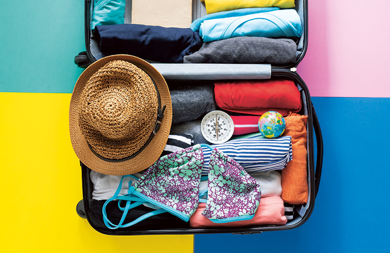 Goodbye to Luggage Worries: Flight Attendant Shares Life-Changing Packing  Tips