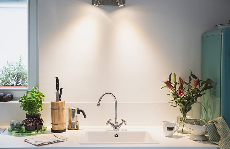 An empty sink