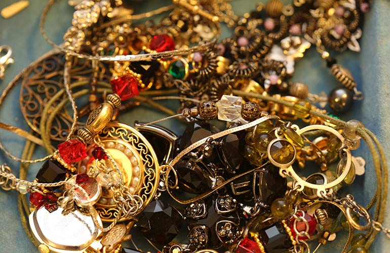 Cheap jewellery