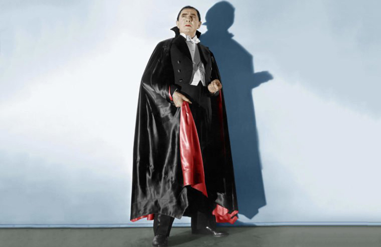 Dracula was filmed in English by day, and Spanish by night