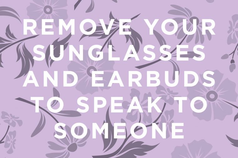 This is sunglasses etiquette many people miss: