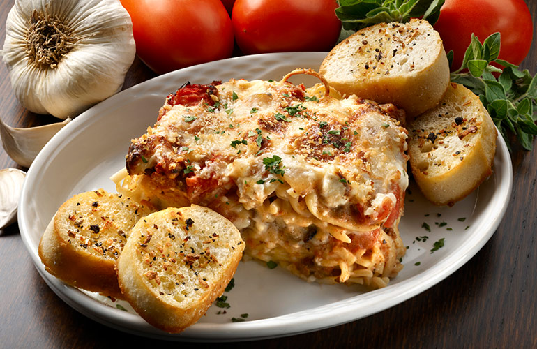 33. Lasagne with garlic bread