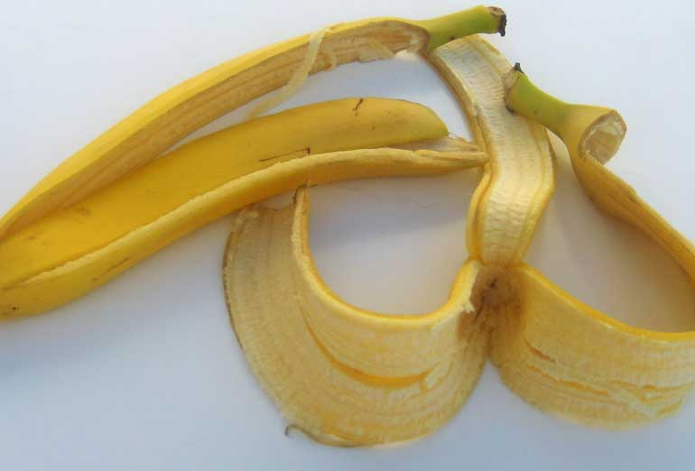 2. Banana peels