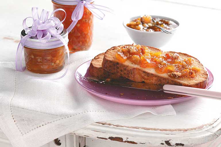 4. Amaretto Peach Preserves