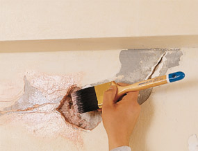 How to Repair Damaged Plaster