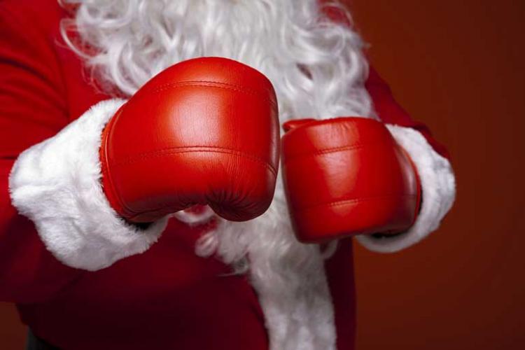 Prevent World War Three At Your Christmas Dinner With These 8 Life