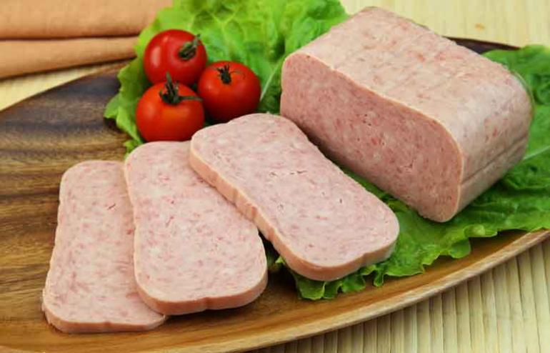 Experts won't touch these 49 foods