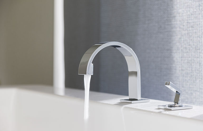 Focus on taps
