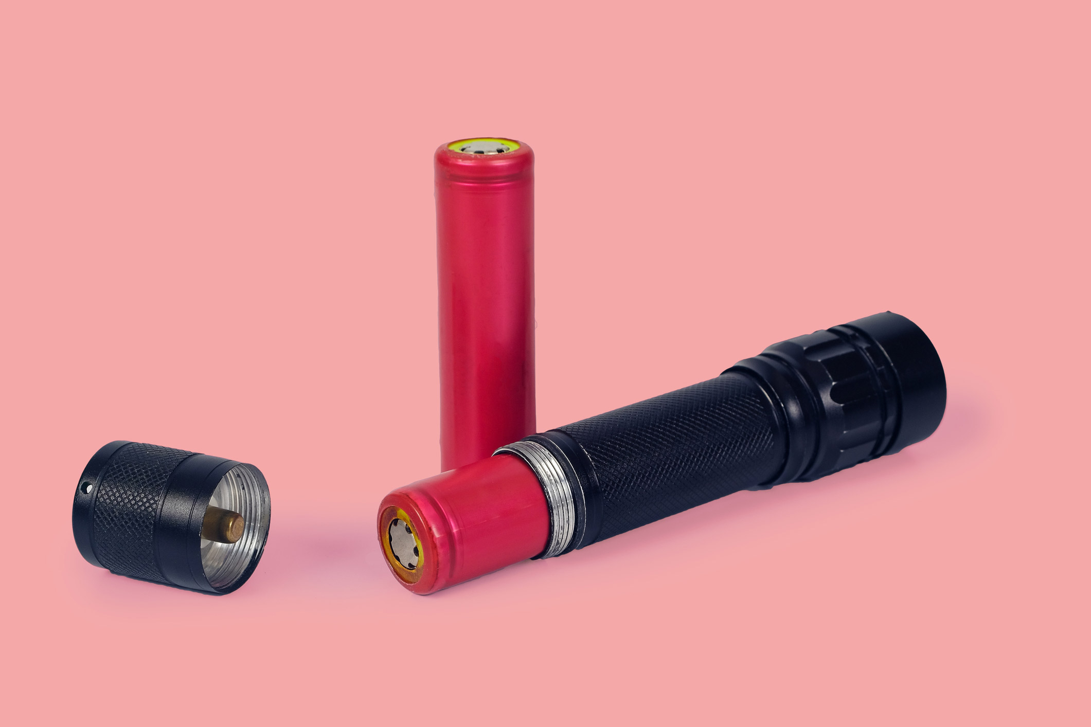 Rechargeable flashlight