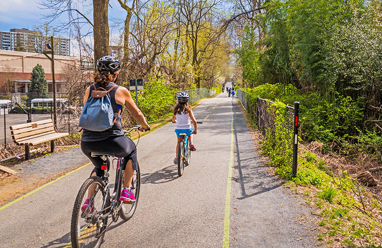 Prioritise bike paths
