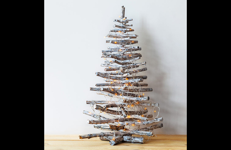 Reclaimed wood tree