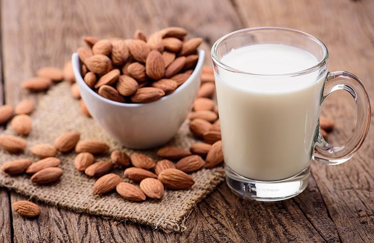 What are the benefits of almond milk?