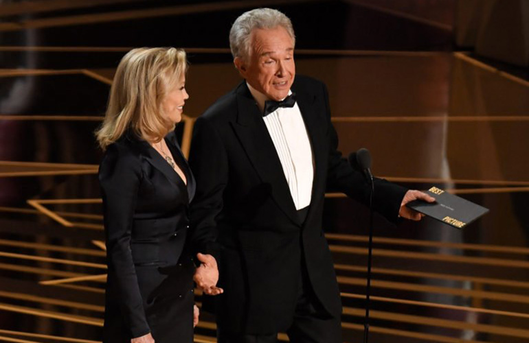 “Envelopegate” was the worst mistake ever at the Oscars