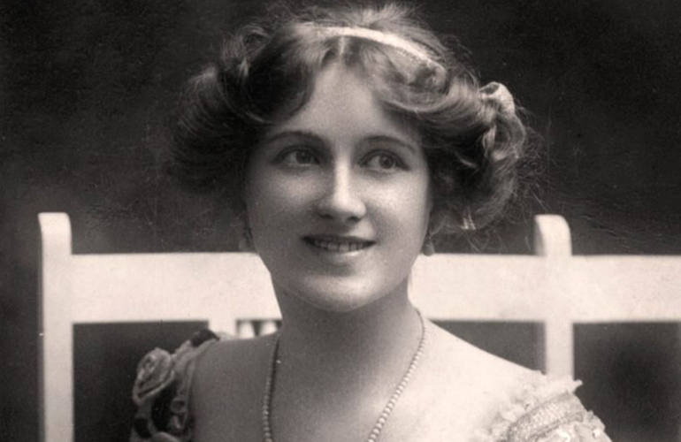 “The brightness of her cheek would shame the stars!”