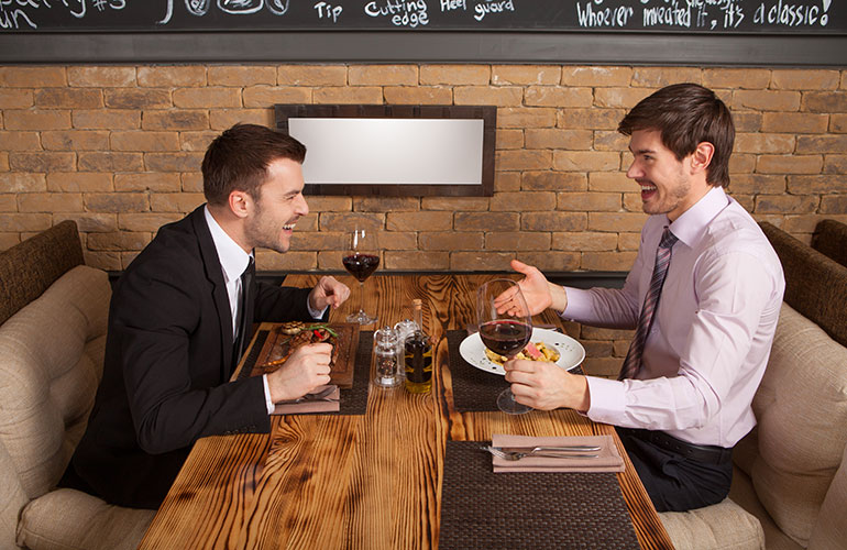 Romantic idea #22: Spend your lunch hour together