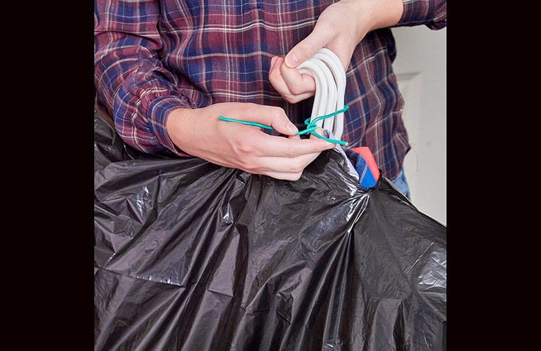 Move clothes masterfully