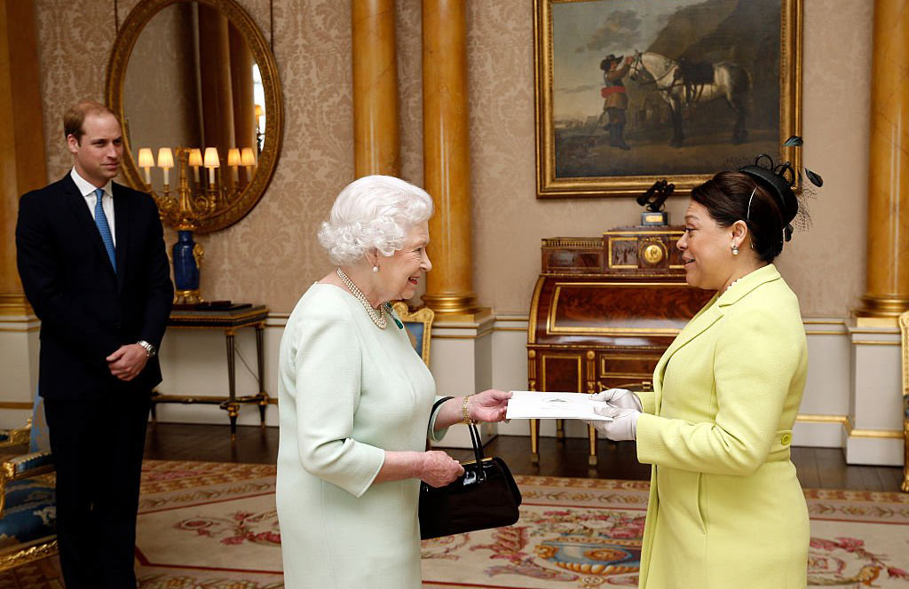 Meeting with diplomats