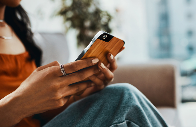 Use apps to log your meals