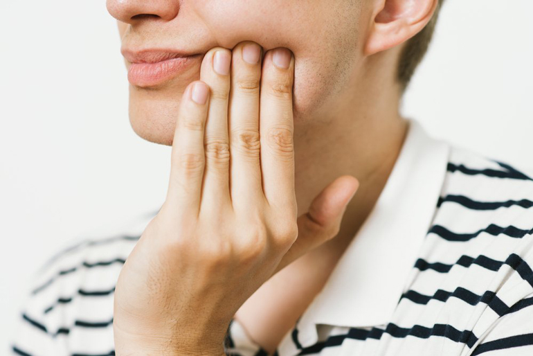 Signs of heart trouble: You have neck or jaw pain