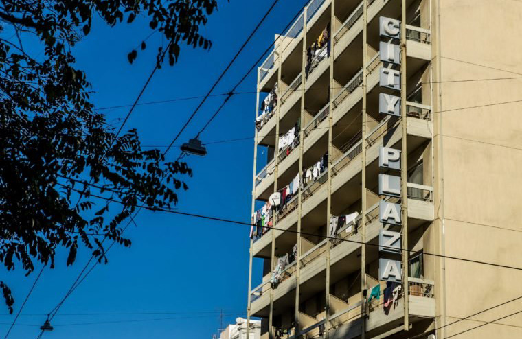 From economic crisis to immigration crisis