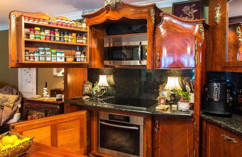 Hidden kitchen