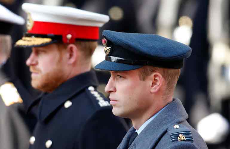 A peer can hold several peerages