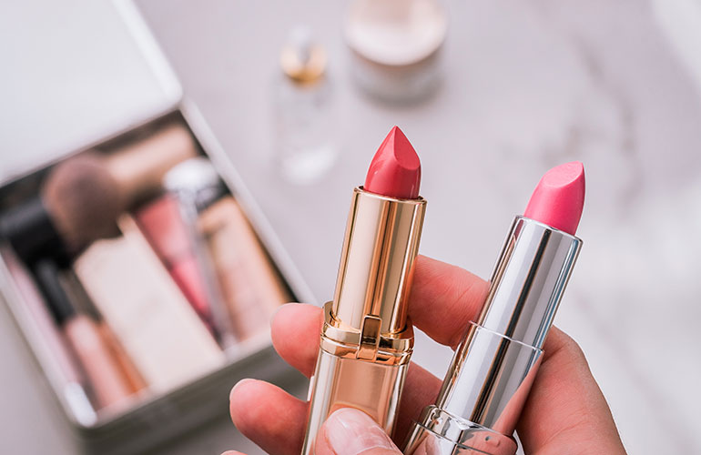 Don’t: wear coral or pink lipstick