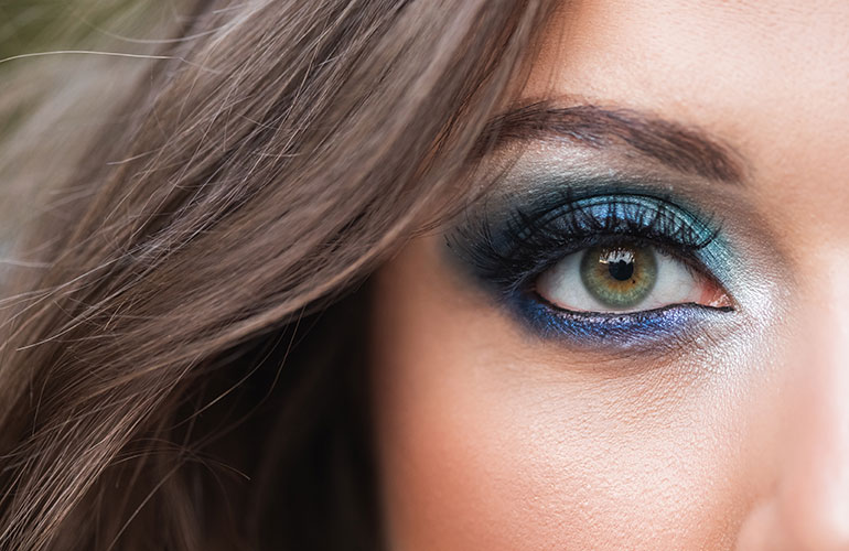 Don’t: line your eyes in purple or blue