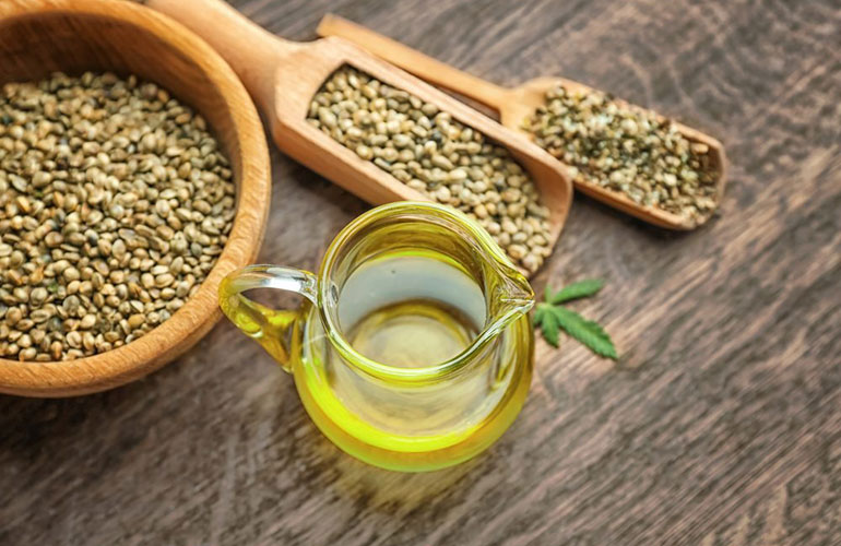 Natural face cleanser for breakouts