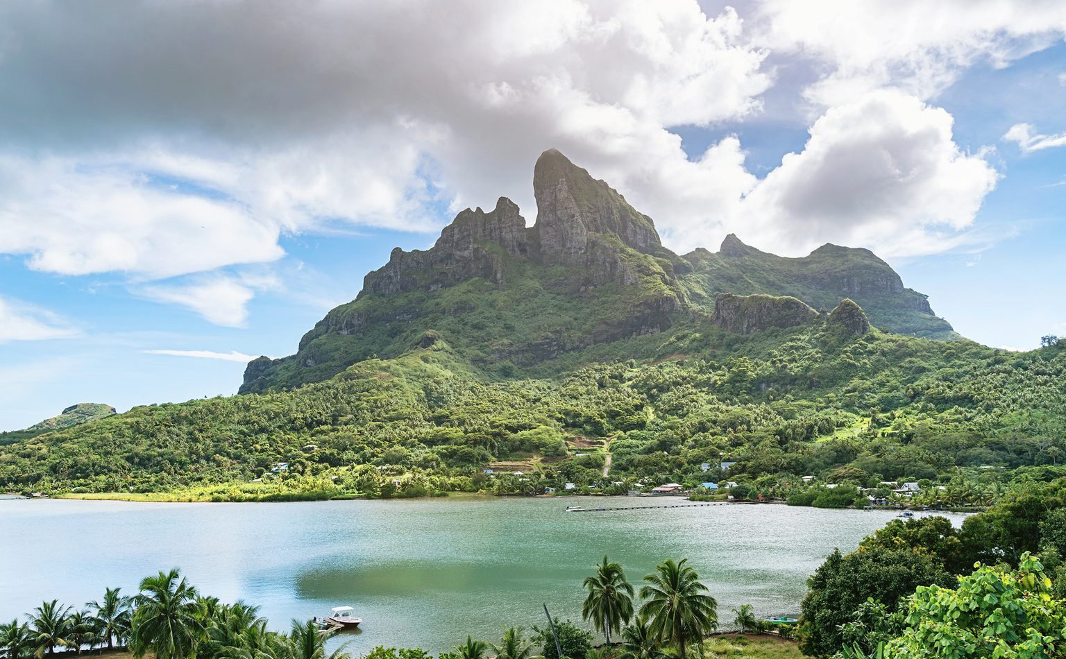 Mount Otemanu, Bora Bora