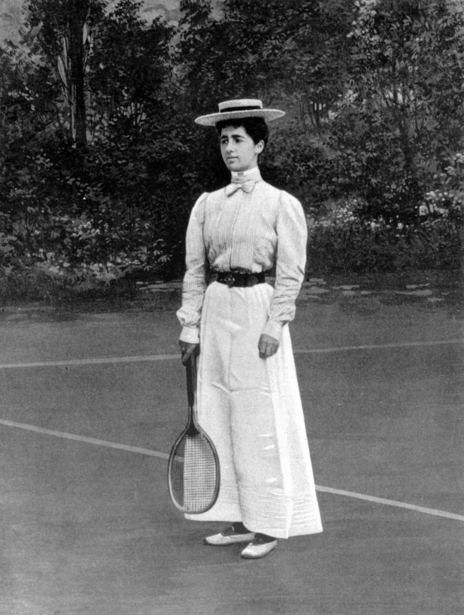 Paris, 1900: First female athletes