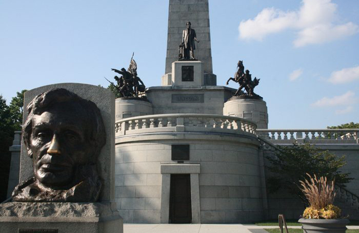 Abraham Lincoln’s Tomb, Illinois, USA