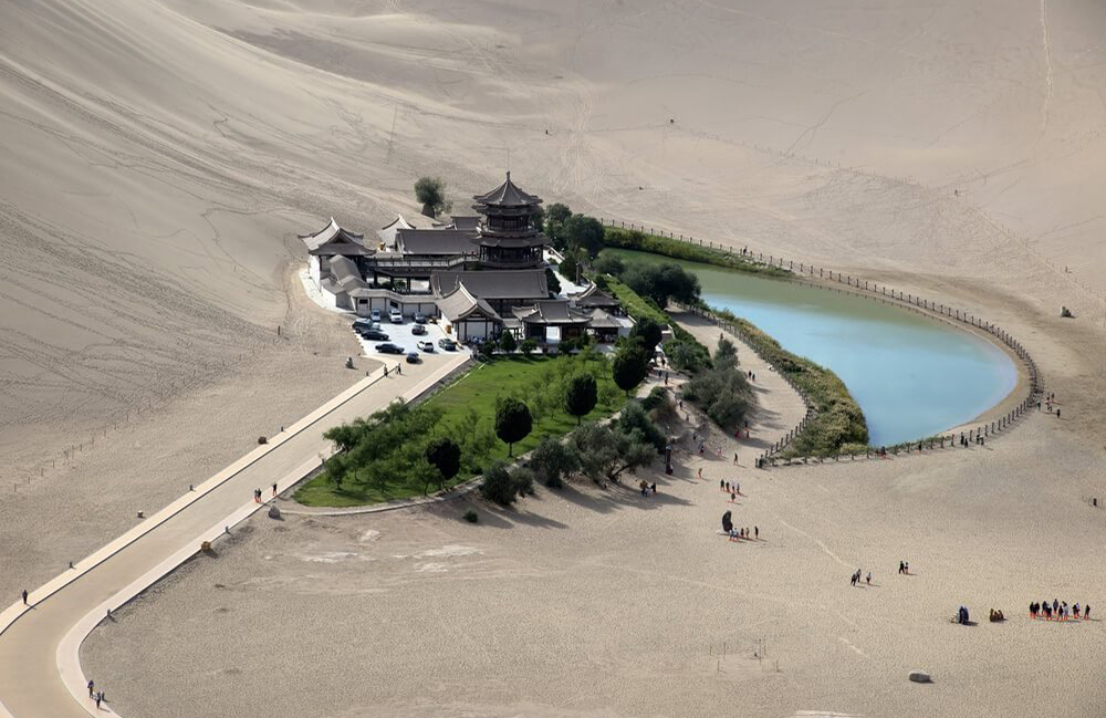 Crescent Lake, China