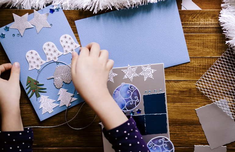 Make Christmas cards