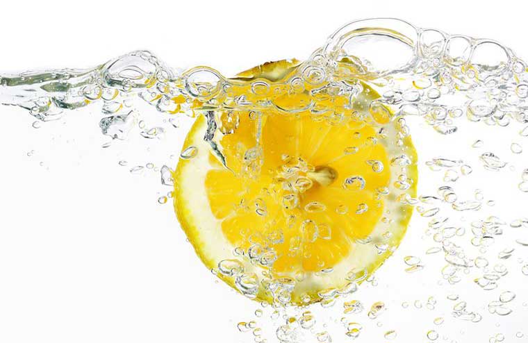 Constipation remedy: Lemon water