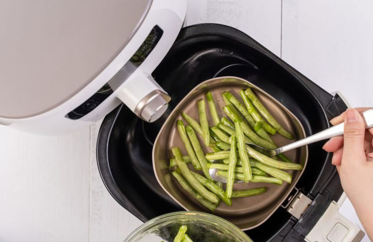 You cook in the air fryer without cleaning