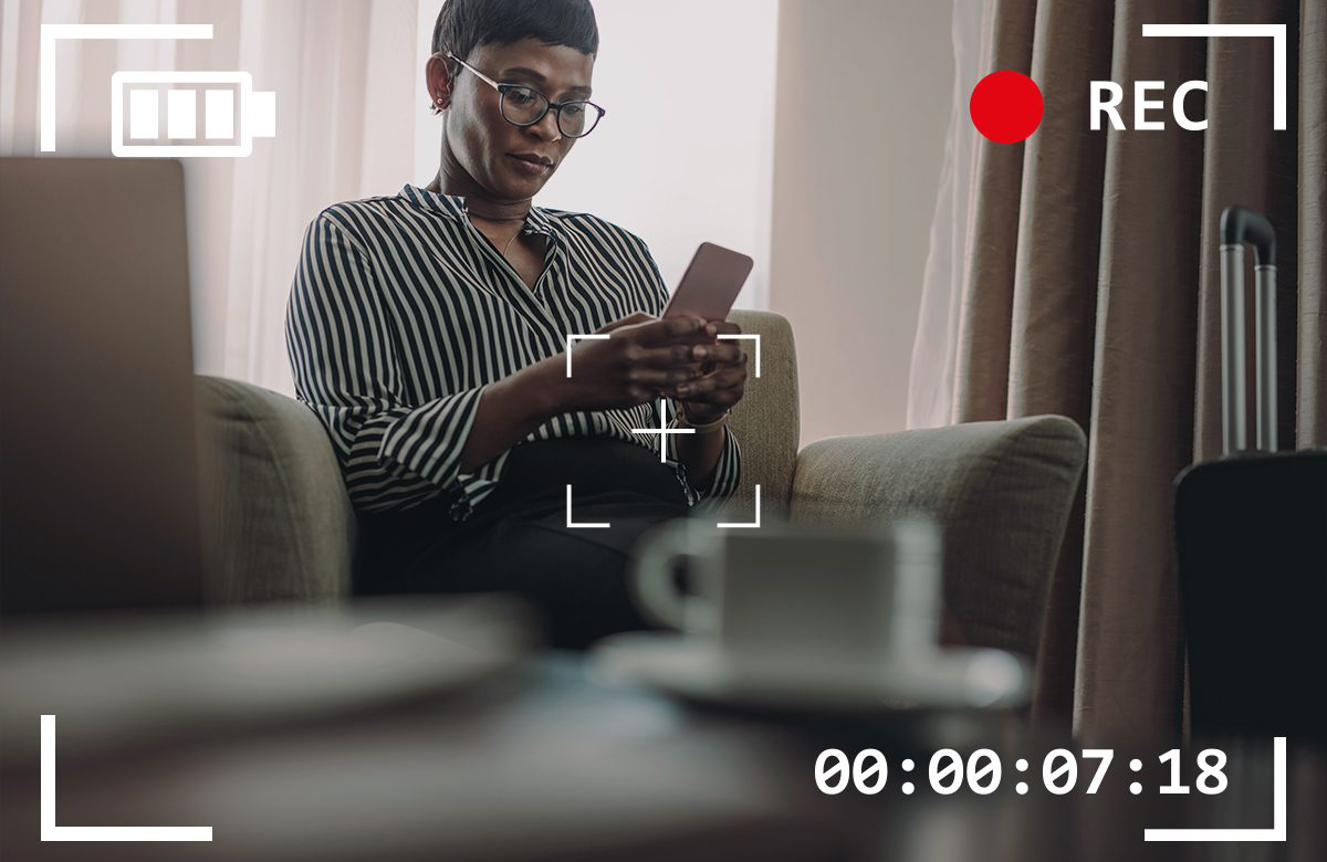 How to find hidden cameras using mobile phones