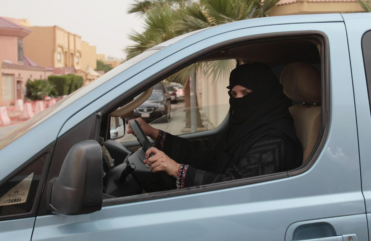 2017: Saudi Arabia lifts ban on female drivers