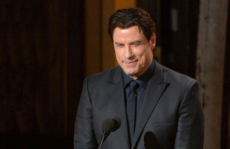 John Travolta mispronounces Idina Menzel’s name at the 86th Academy Awards
