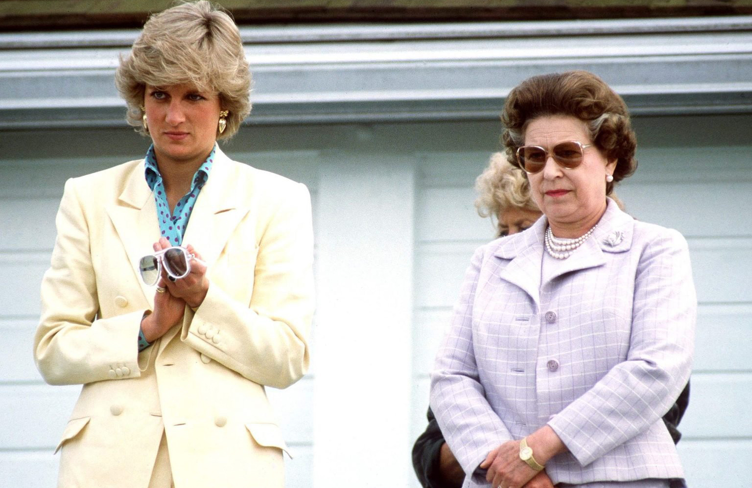 How did the women’s relationship change as the royal marriage declined?