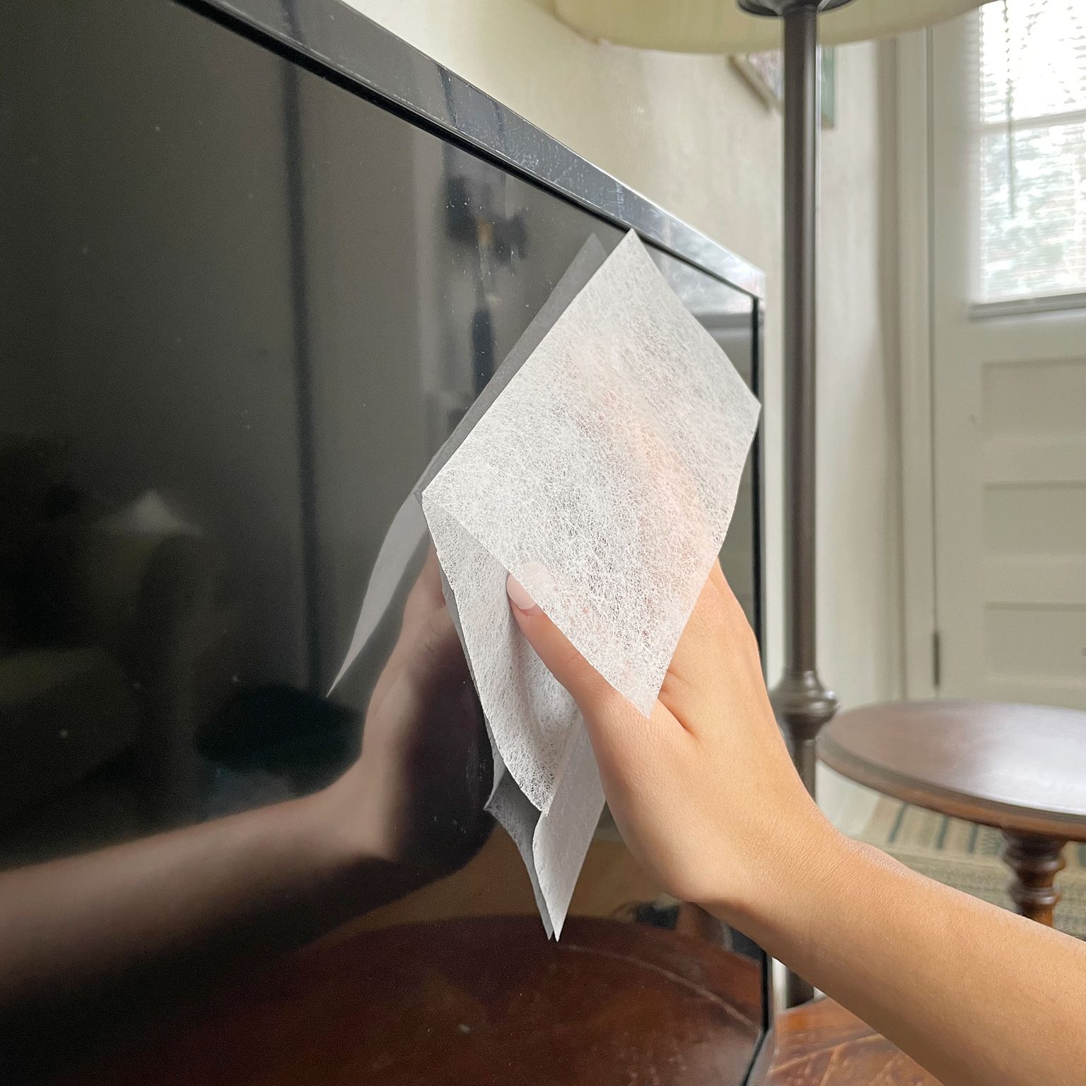 Dust your tv screen