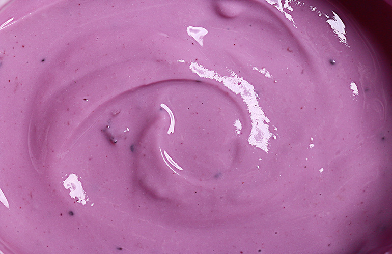 Flavoured yoghurt