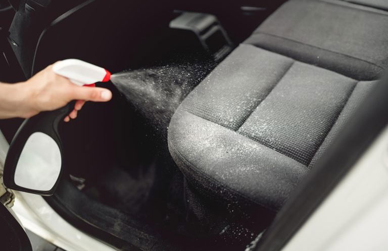 How to use homemade cleaning spray